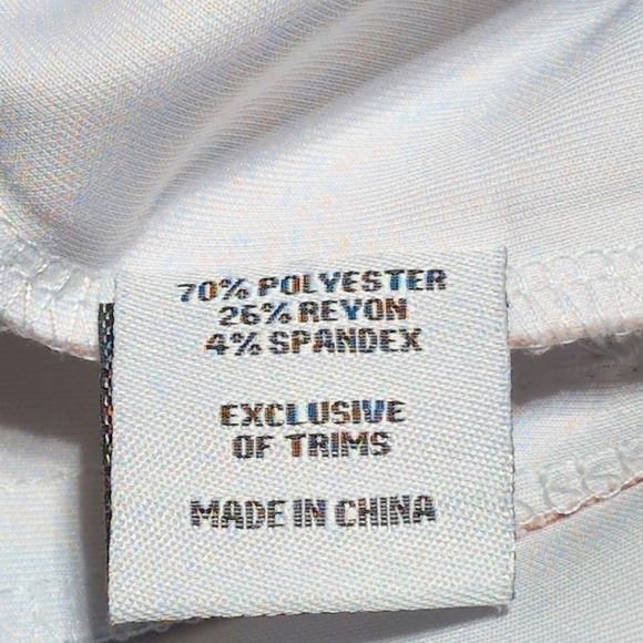 Silversilk L Wolf Zipper Geometric Patterned Jacket - Picture 6 of 7